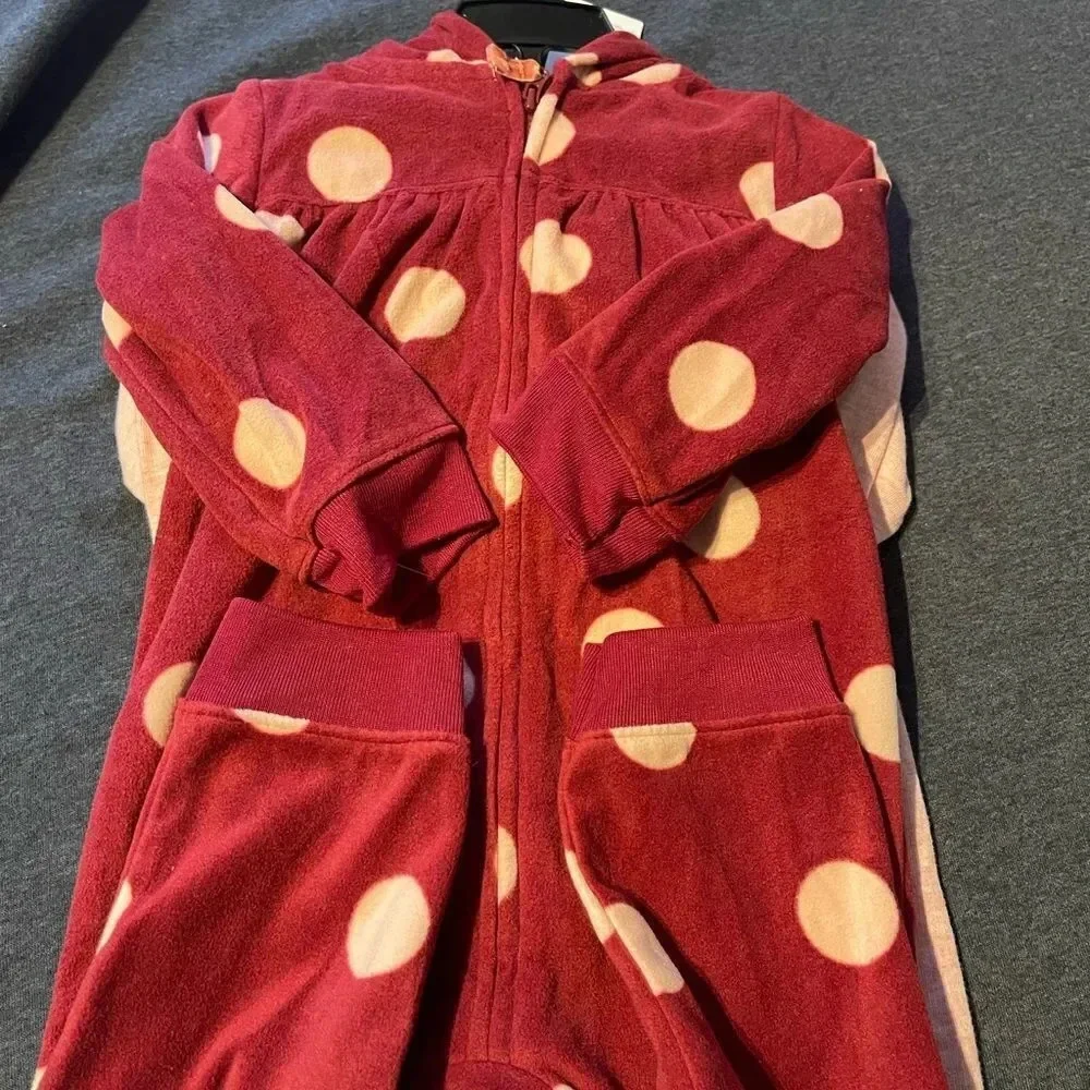 Carter's Infant 2-pack hooded Jumpsuit pink and burgundy color
